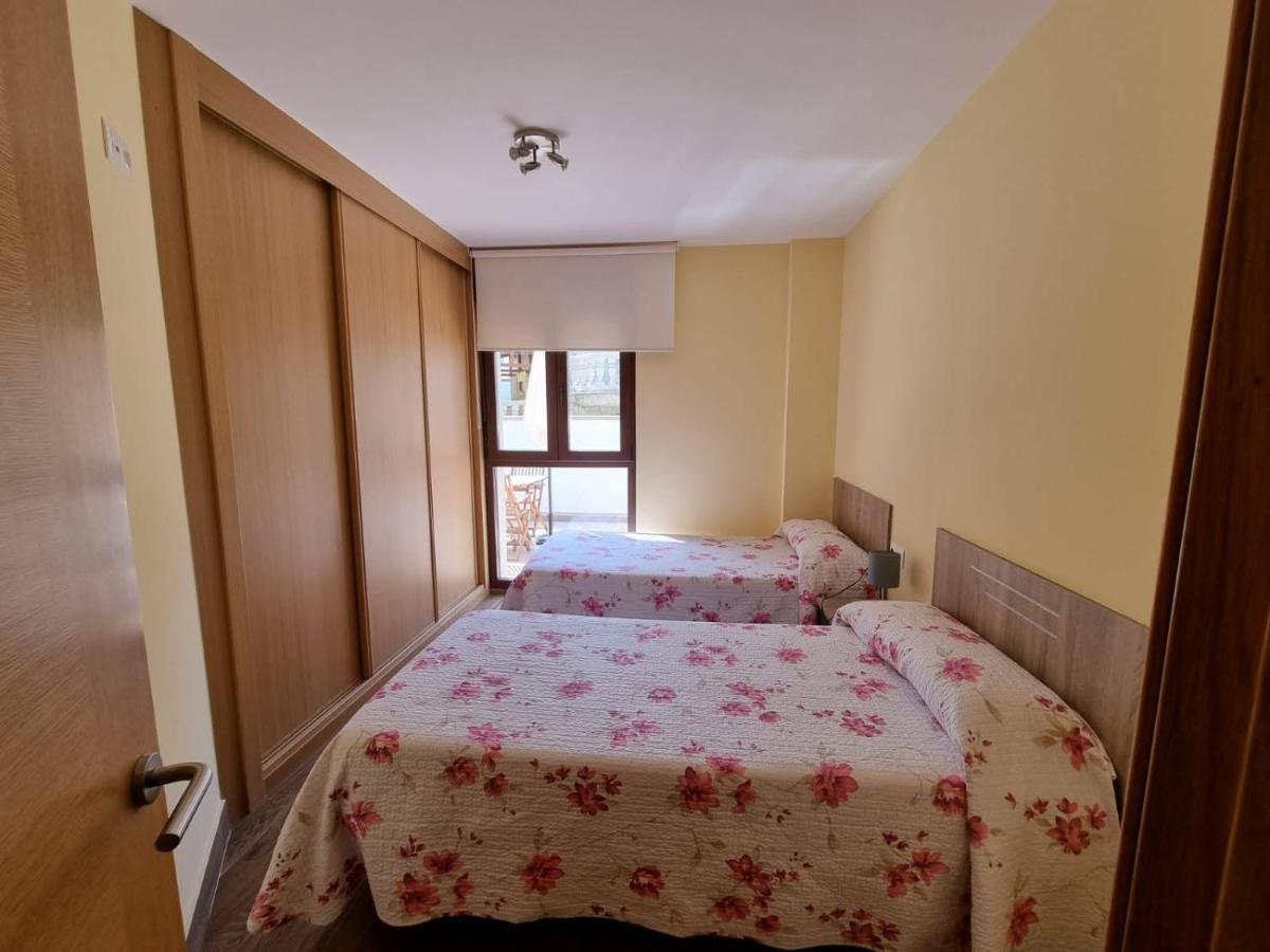 Foz Playa Rapadoira - Bajos Con Terraza Apartman Kültér fotó